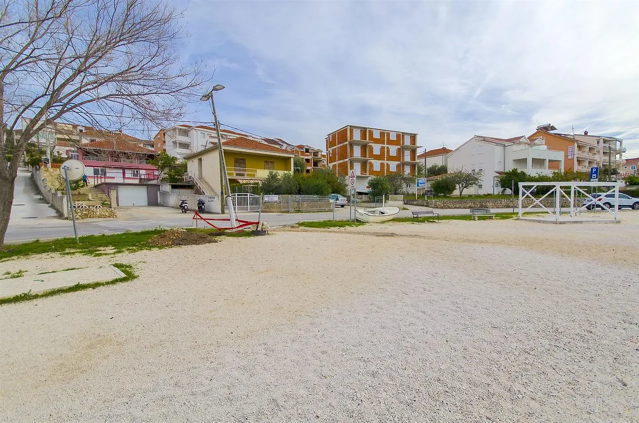 Apartments Karlo Trogir