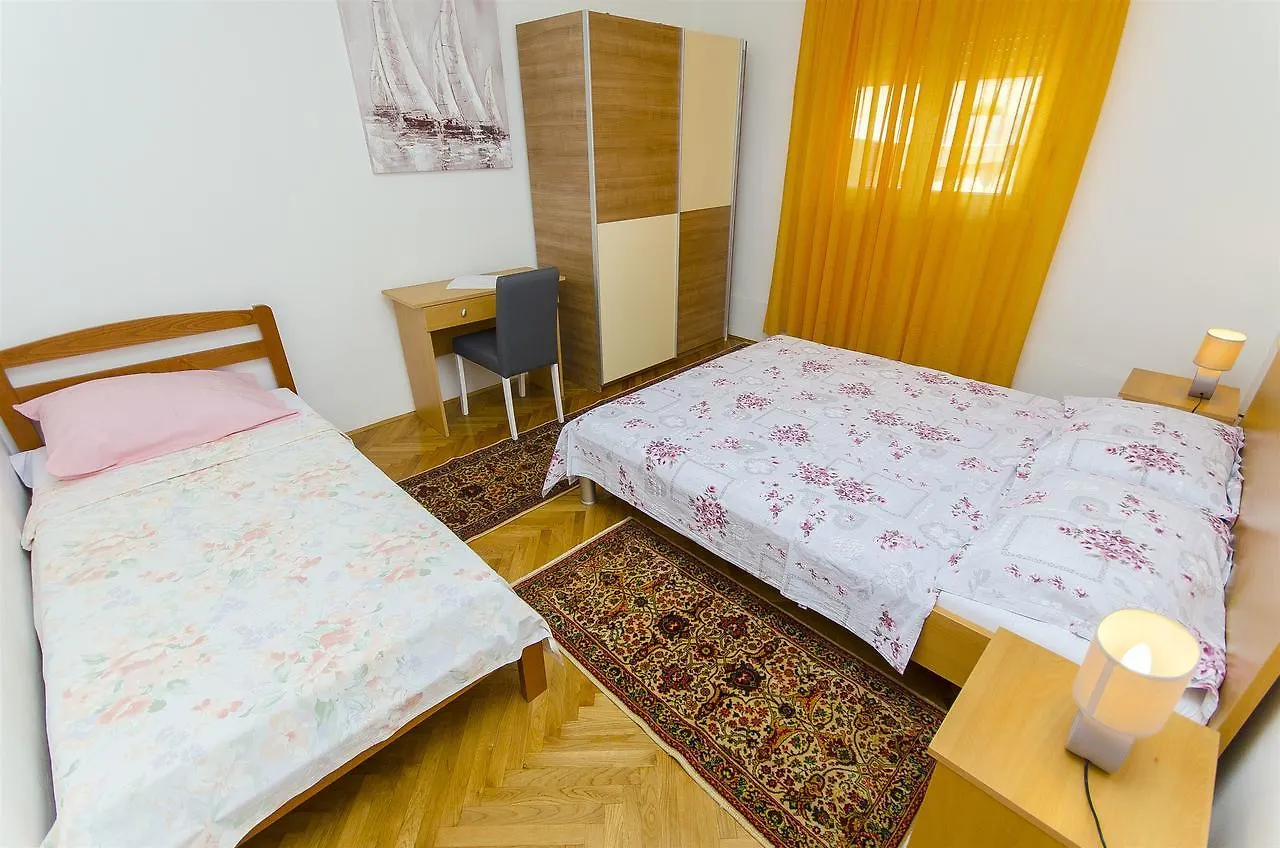 Apartments Karlo Trogir Croatia