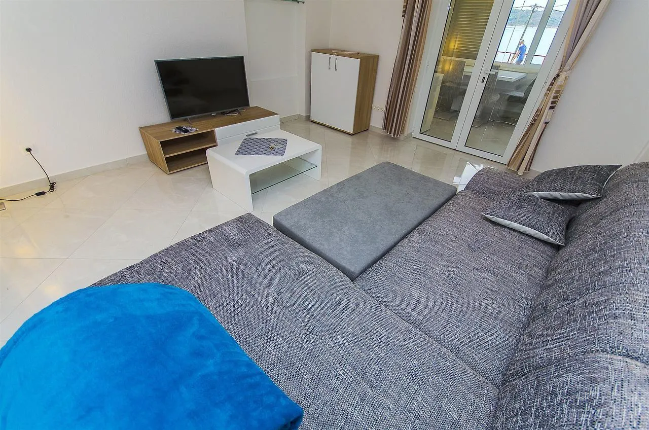Apartments Karlo Trogir
